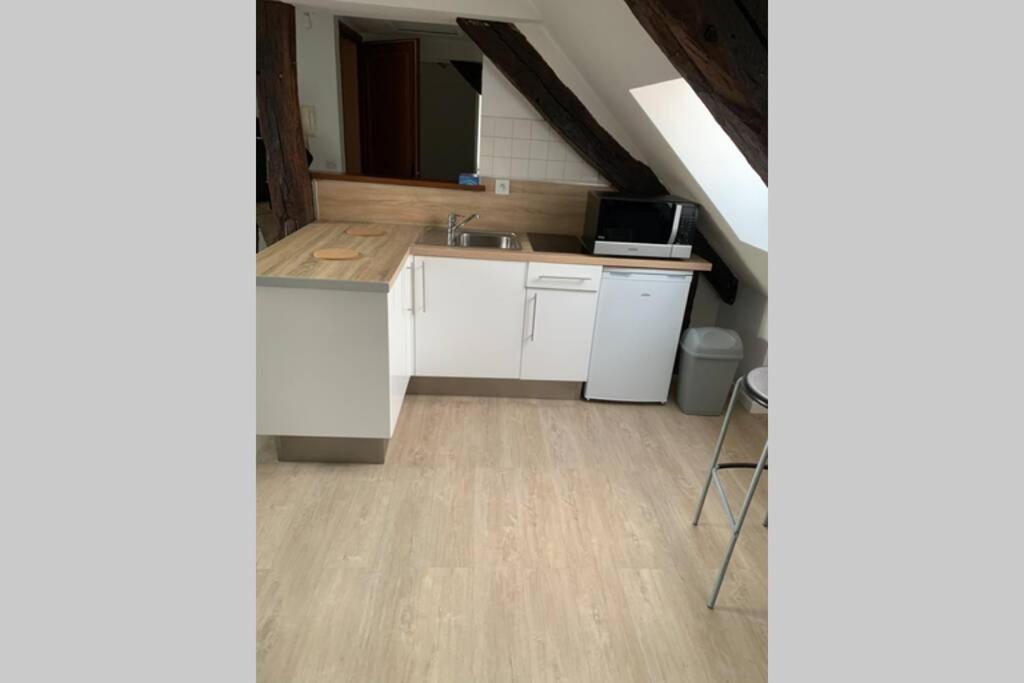 T3 Proximite Du Chu Avec Acces Internet & Netflix Apartment Rouen Bagian luar foto
